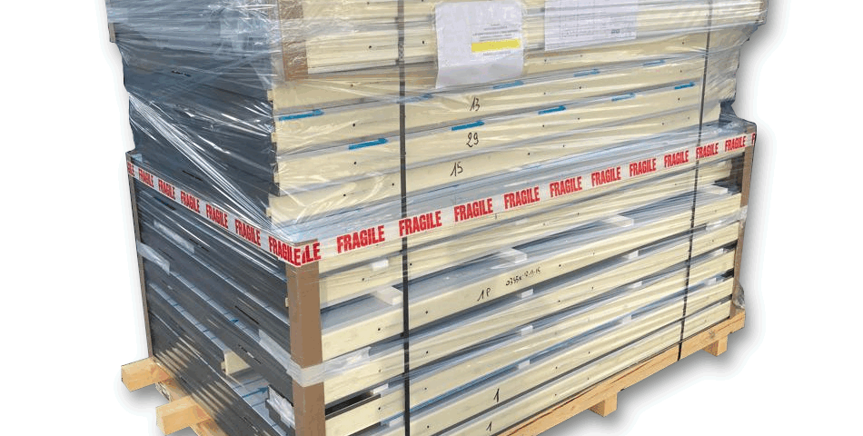 Impercold Flachverpackung mit flachem Aufbau, um Stabilität und Sicherheit beim Transport der Produkte zu gewährleisten.